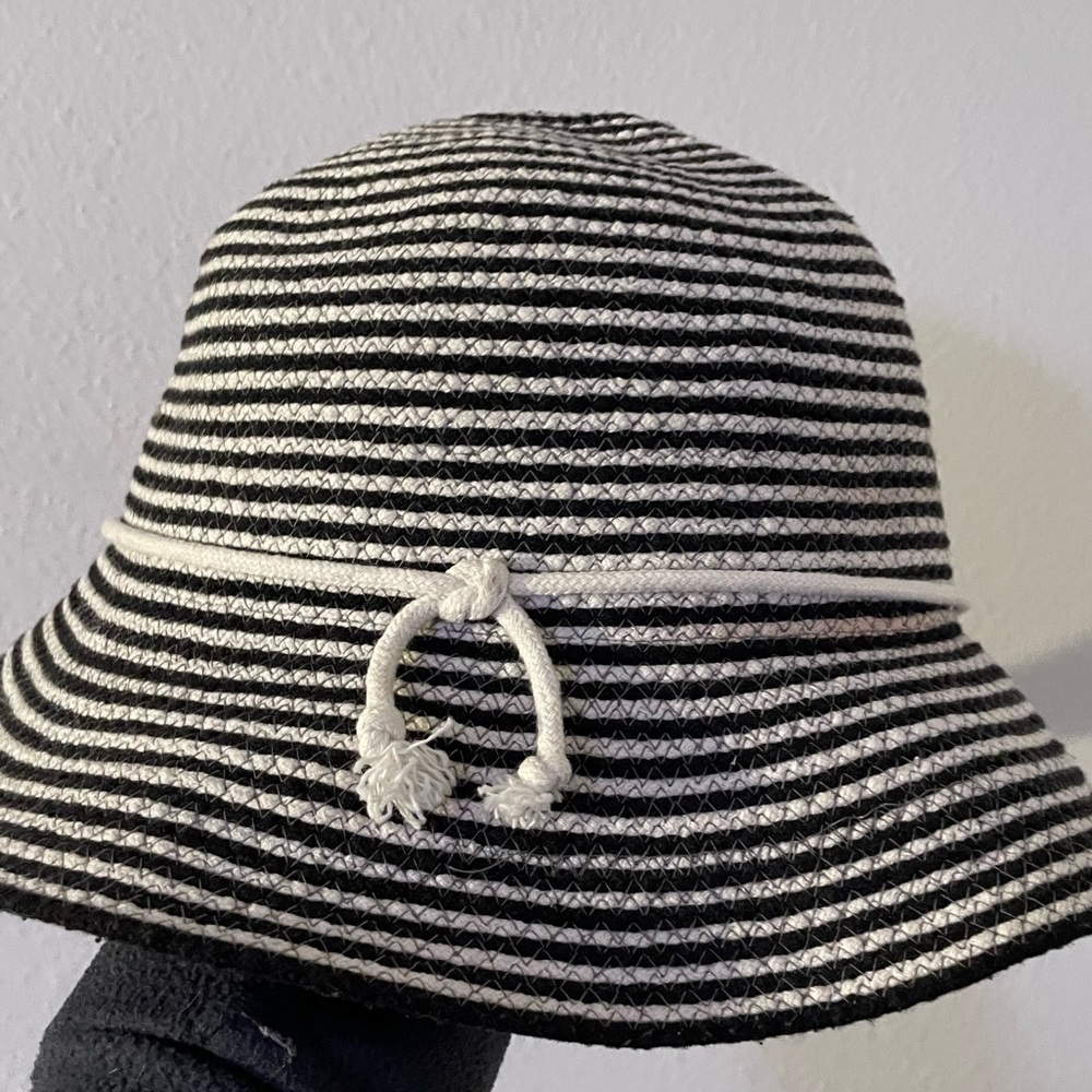 Jacklyn Smith Foldable Fall Hat - image 1